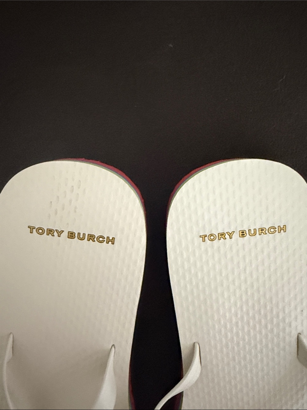 NTW, Tory Burch Cream Logo Thong Sandals with Rainbow Layered Sole Sz 9 - Picture 8 of 10